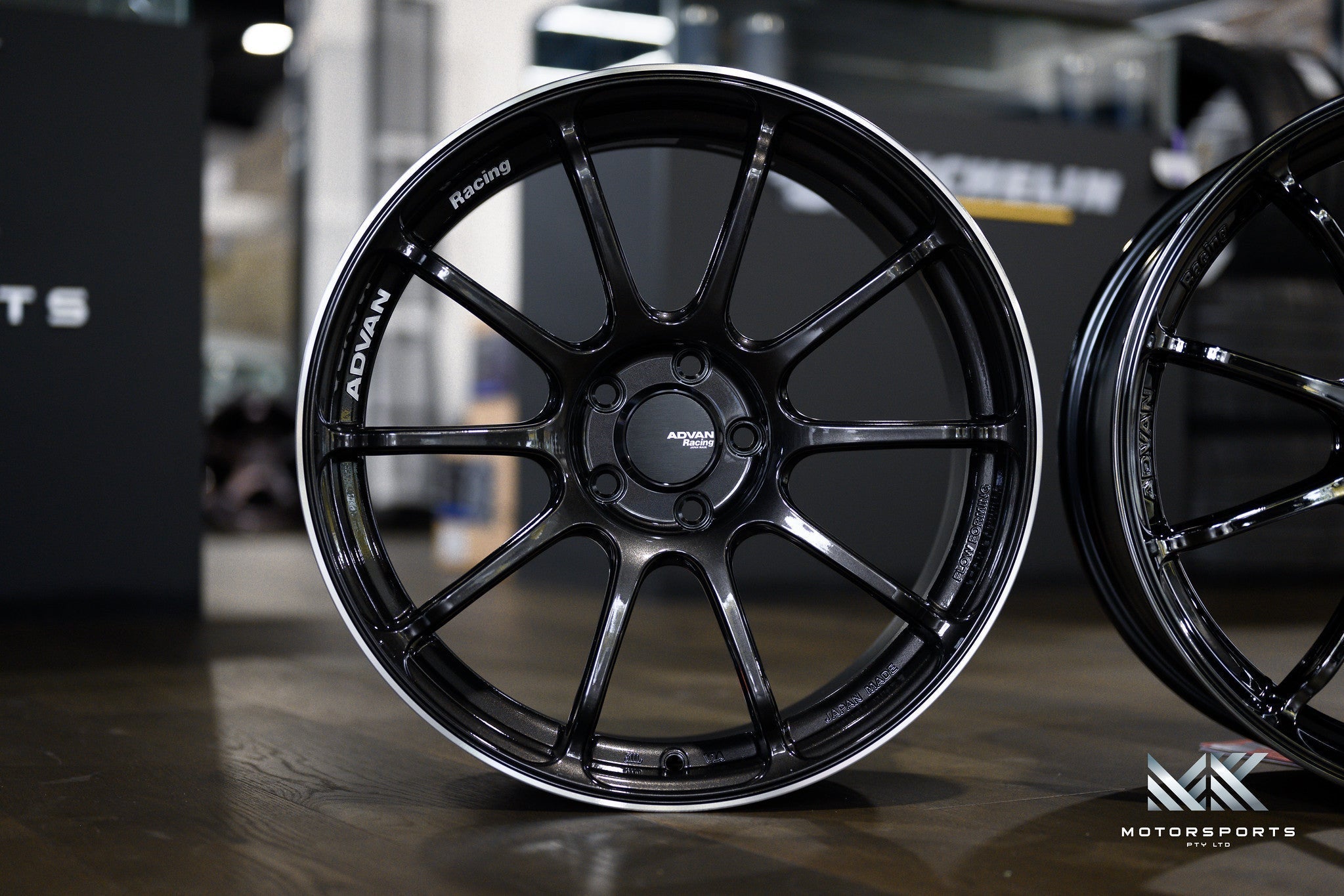 ADVAN Racing RSⅢ 18インチ ホイールセット タイヤ付き YOKOHAMA WHEEL | Brand | ADVAN Racing RSⅢ for Japanese Cars