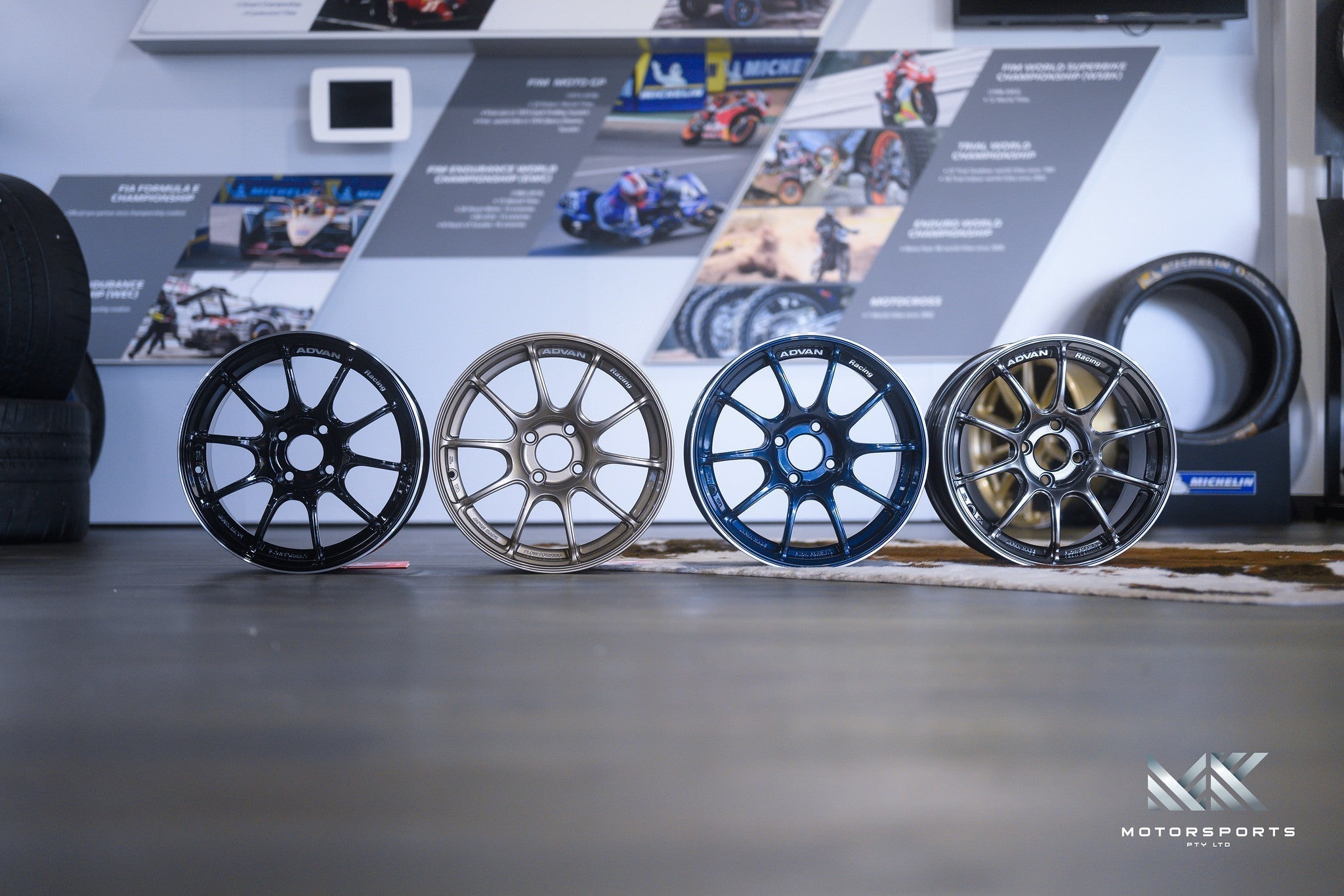Advan Racing RZ II at MK MOTORSPORTS |ホイールセット