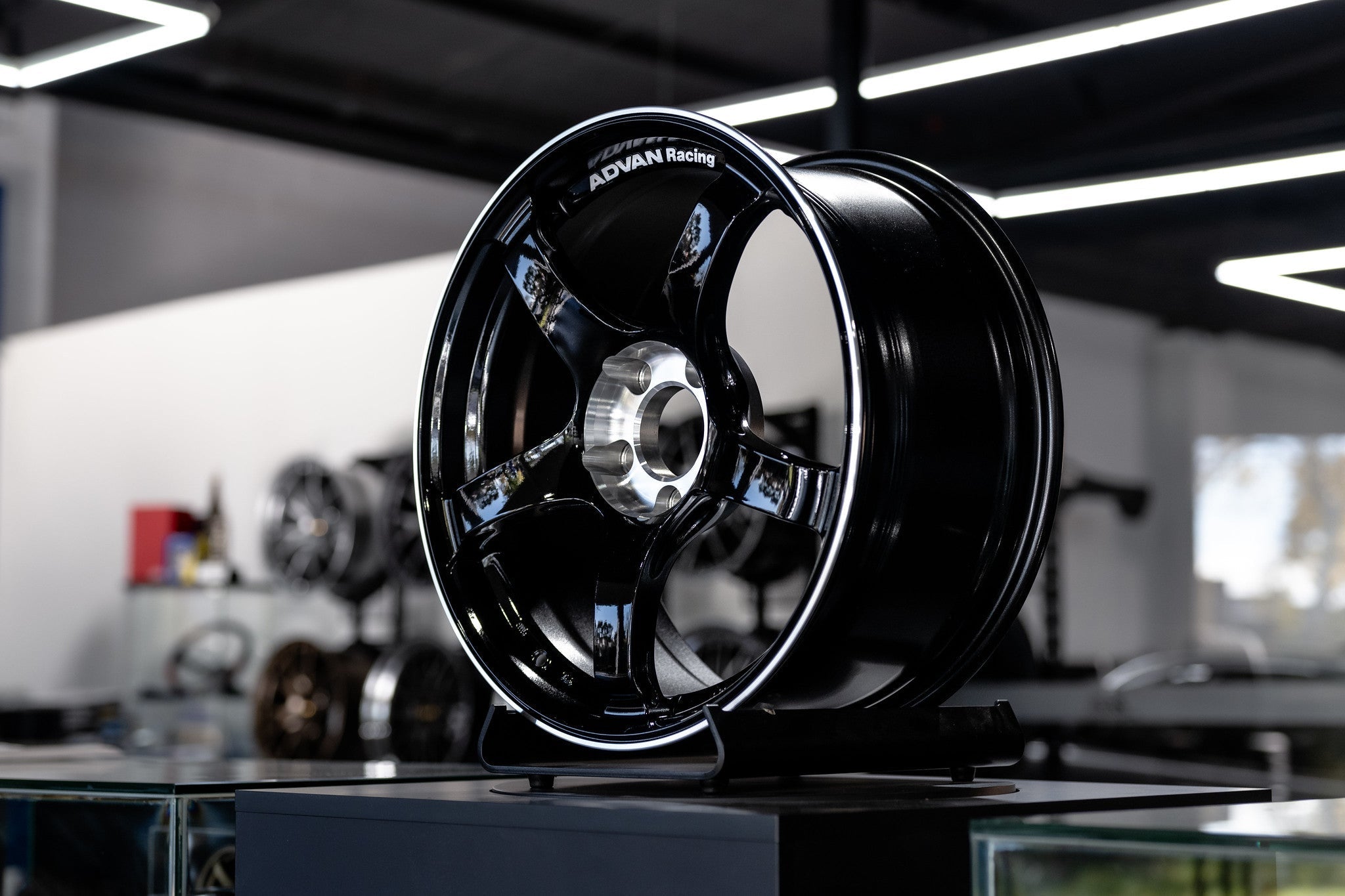 Advan TC-4 SE 5x114.3 - Wheels