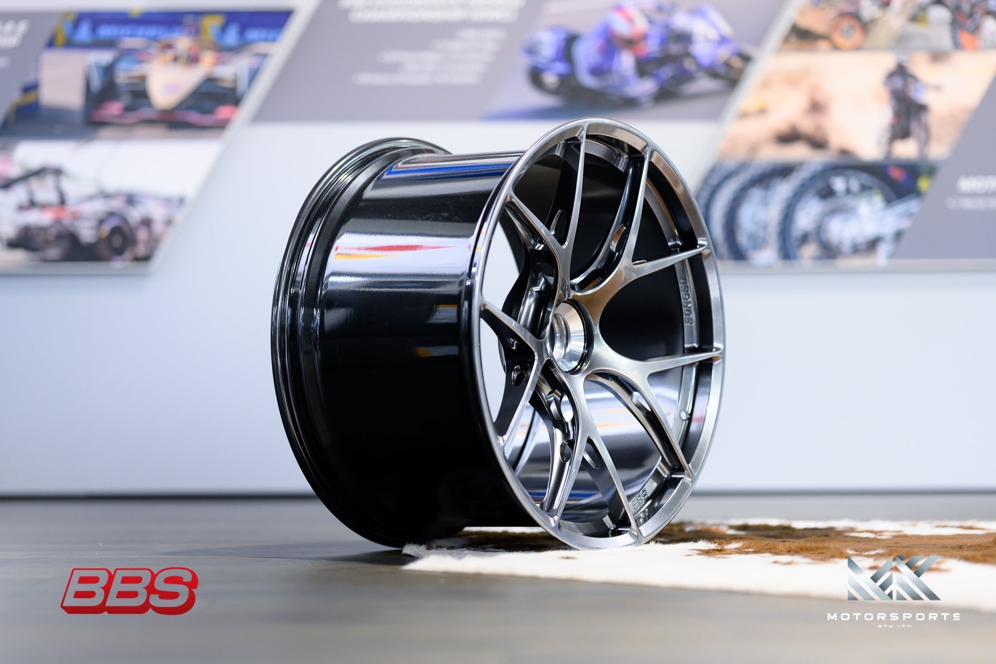 MK MOTORSPORTS の BBS FI-R |ホイールセット $9890.00 から