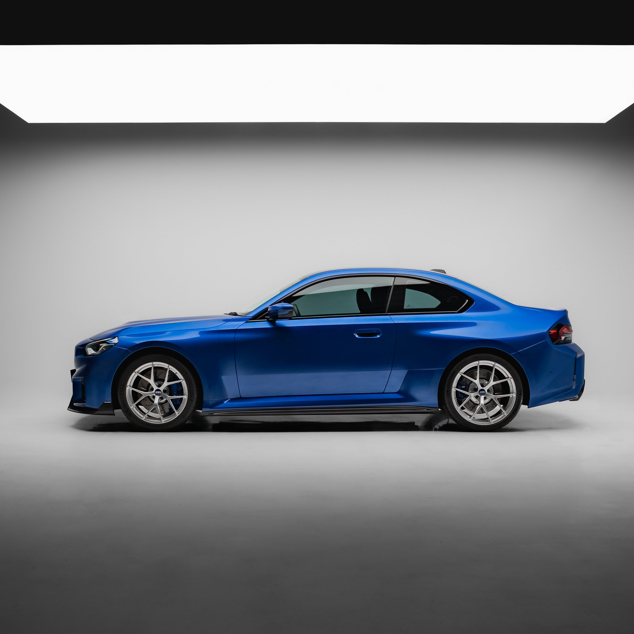 BMW G87 Carbon Fiber Side Skirts V2 - Side Skirts / Splitter
