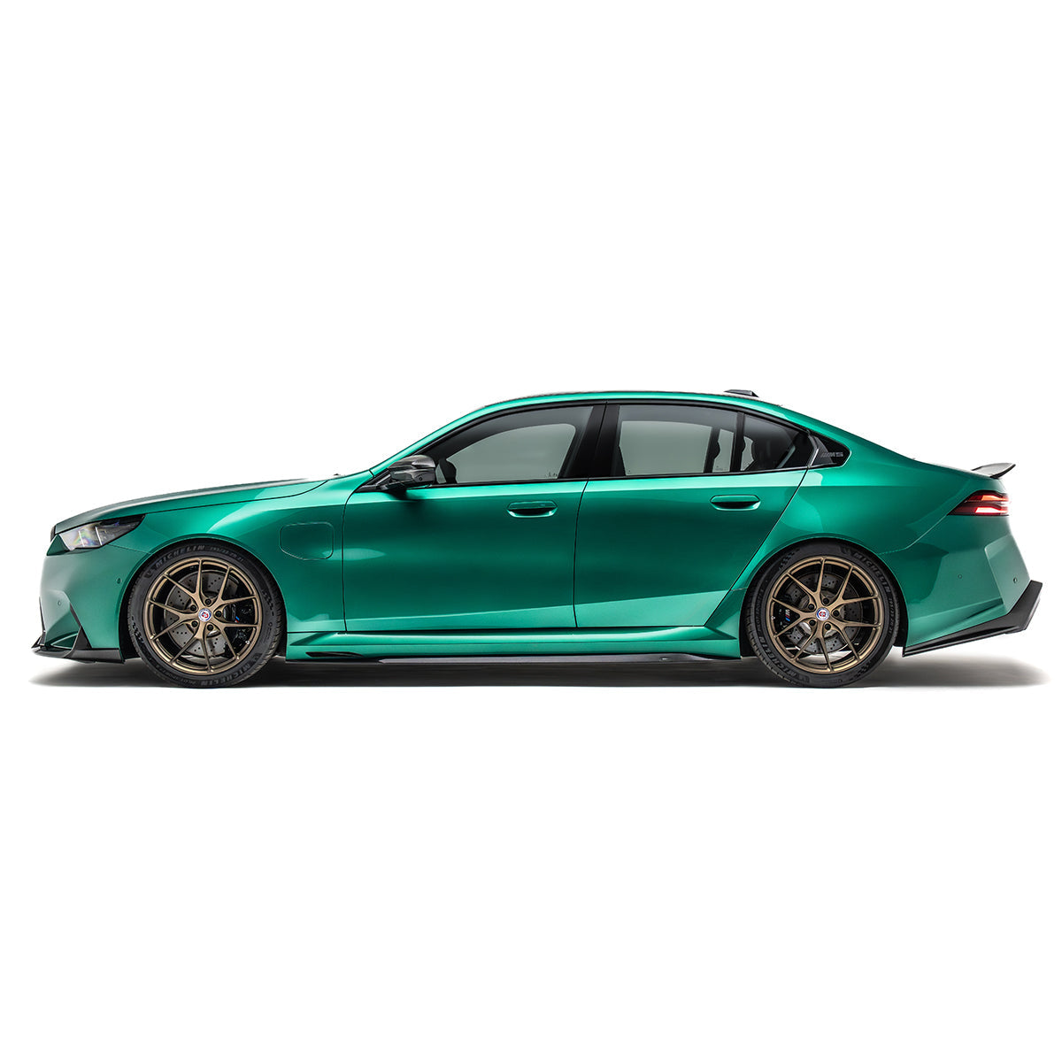 BMW G90 M5 Carbon Fiber Side Skirts - Side Skirts / Splitter