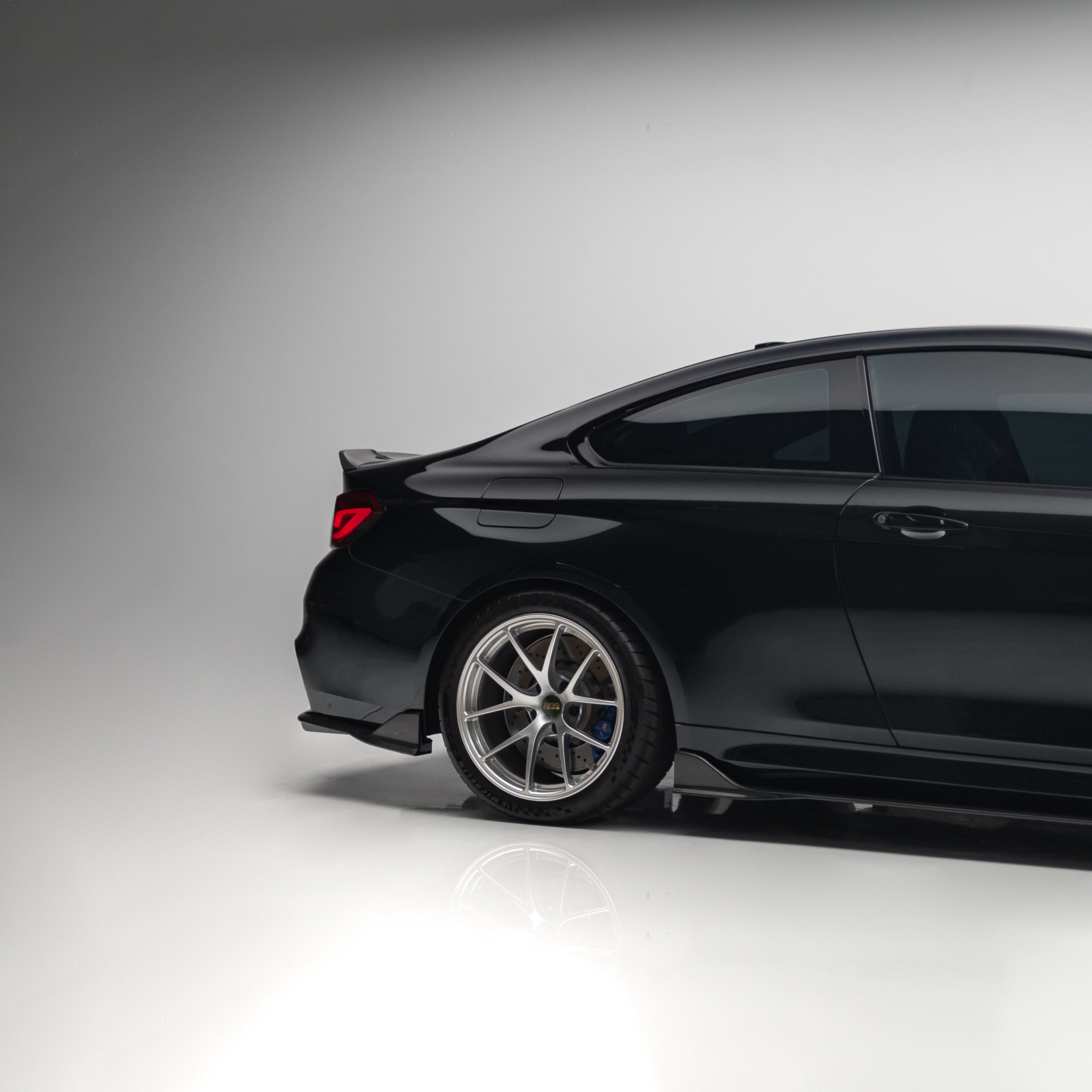BMW M4 F82 Carbon Fiber Side Skirts 2013-2020 - Side Skirts