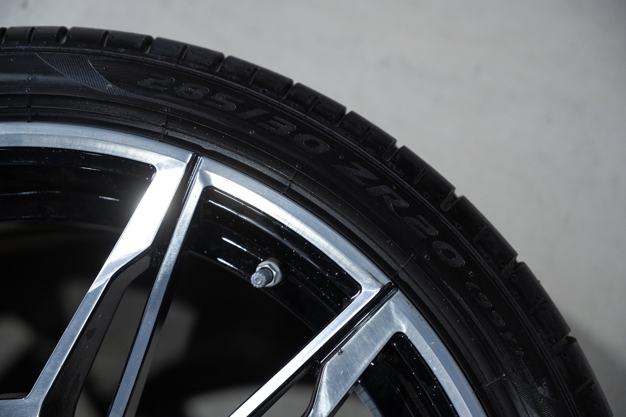 BMW M4 G82 OE Wheels Used F: 19x9.5 + 20 R: 20x10.5 + 20