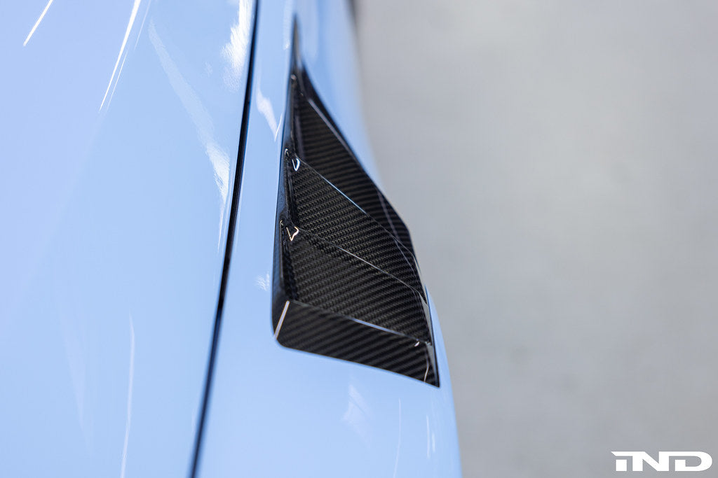 Carbon Vented Front Fender V4 Set for BMW M2 G87 - Carbon