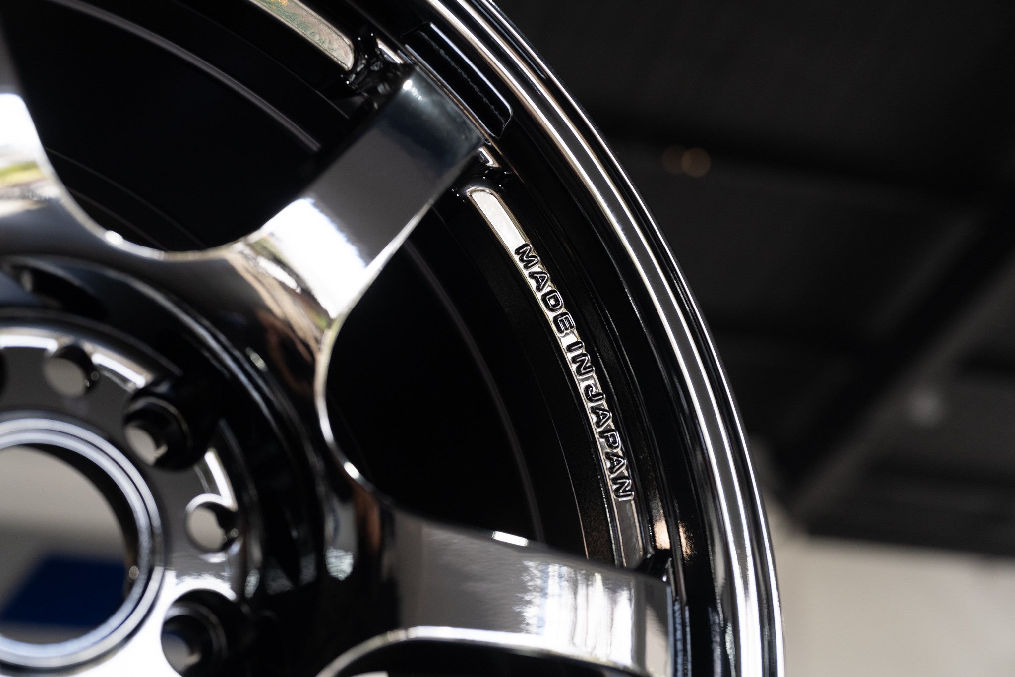 gramLIGHTS 57DR Limited RBC 18’’ - Wheels