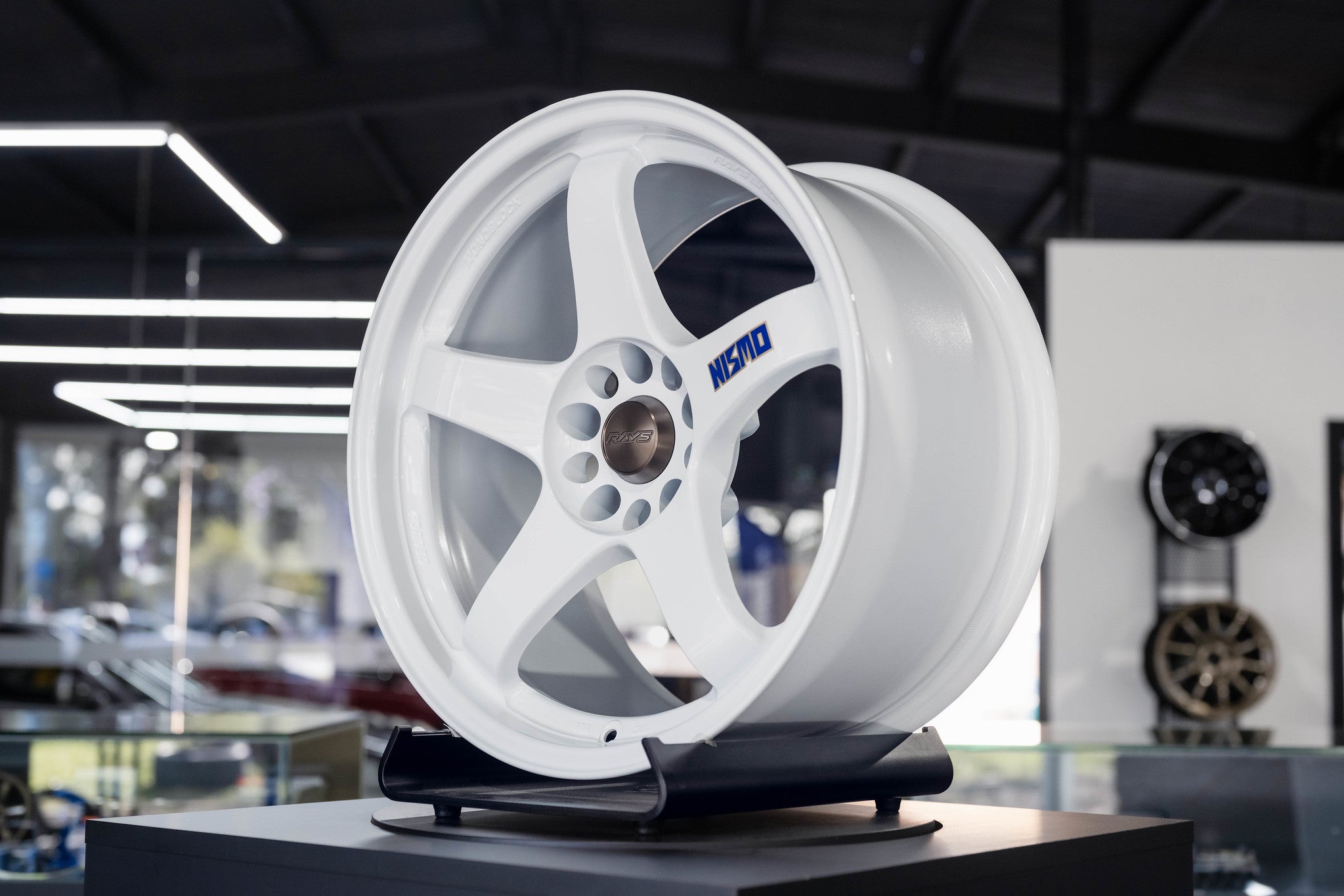 MK MOTORSPORTS で Nismo LMGT4 を予約注文 |ホイールセット