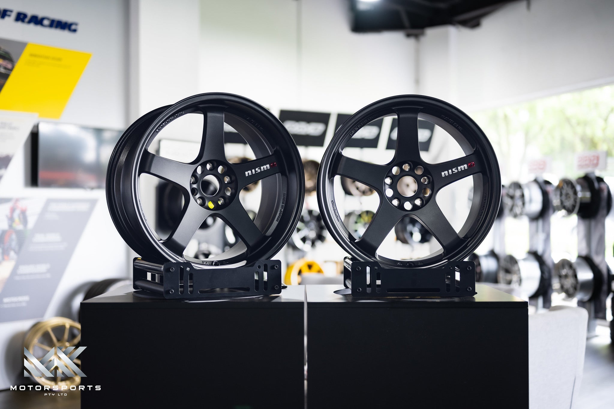 MK MOTORSPORTS の Nismo LMGT4 |ホイールセット 4990.00~ MK MOTORSPORTS の Nismo LMGT4 |ホイールセット 4990.00~