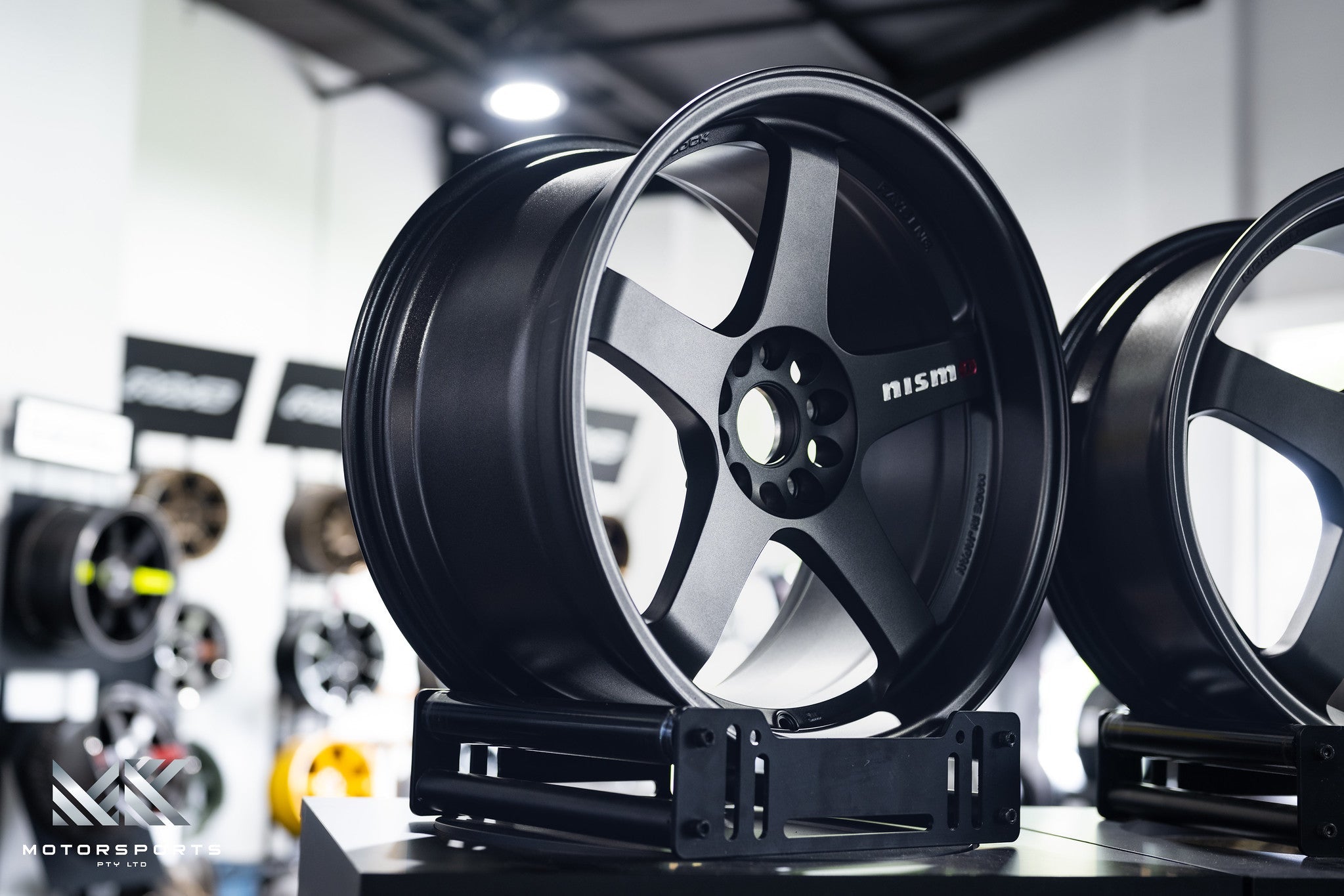 MK MOTORSPORTS の Nismo LMGT4 |ホイールセット 4990.00~ MK MOTORSPORTS の Nismo LMGT4 |ホイールセット 4990.00~