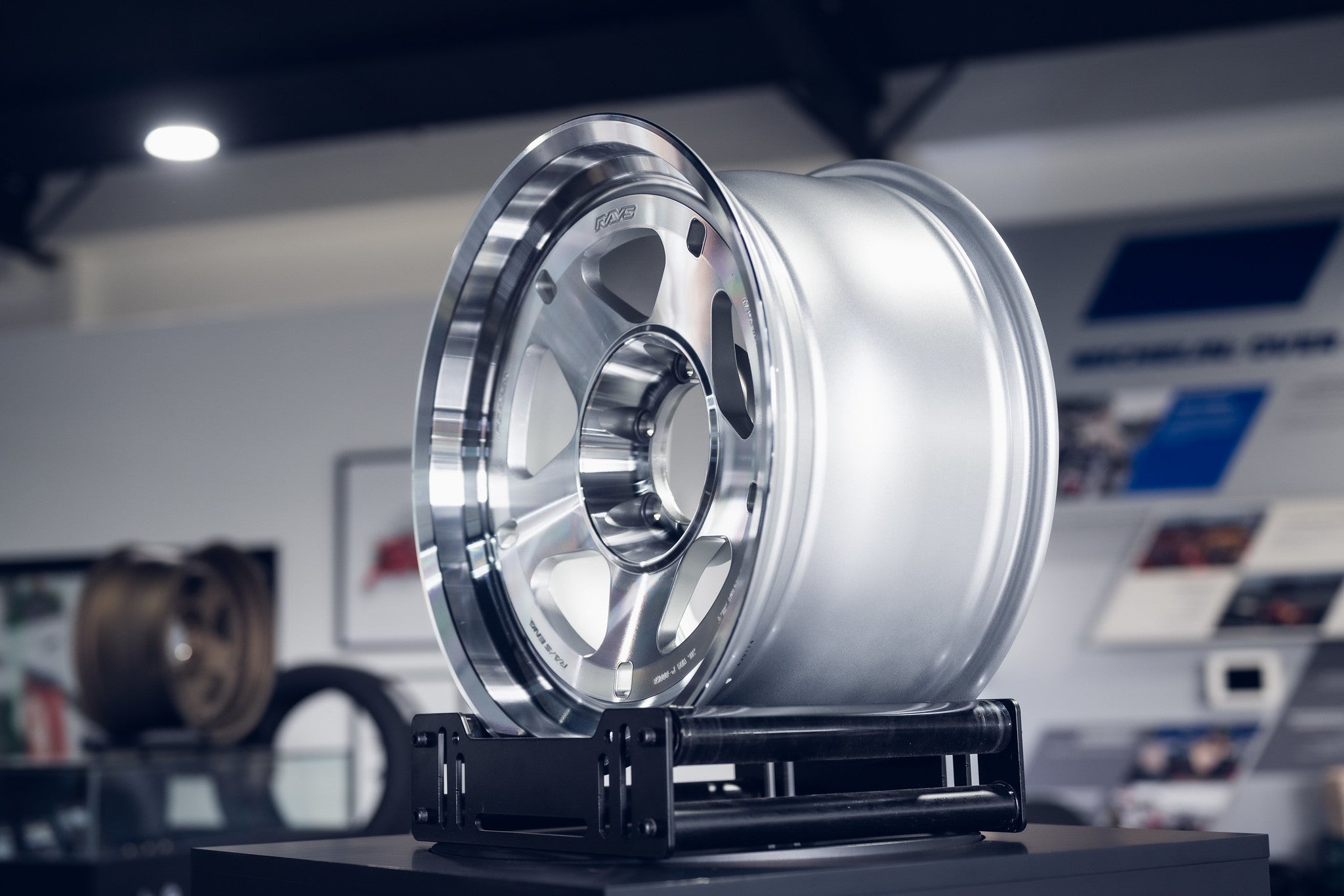 RAYS Offroad 05X 18’’ - Wheels