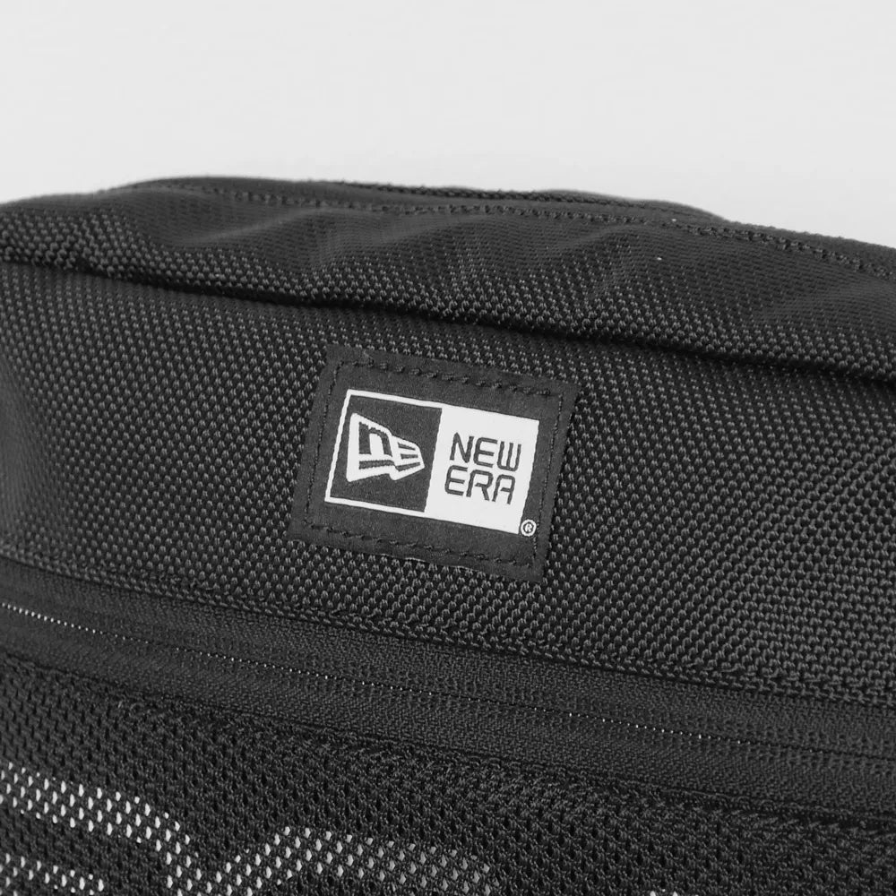 RAYSｘNEW ERA SHOULDER BAG 2L - Black - Merchandise