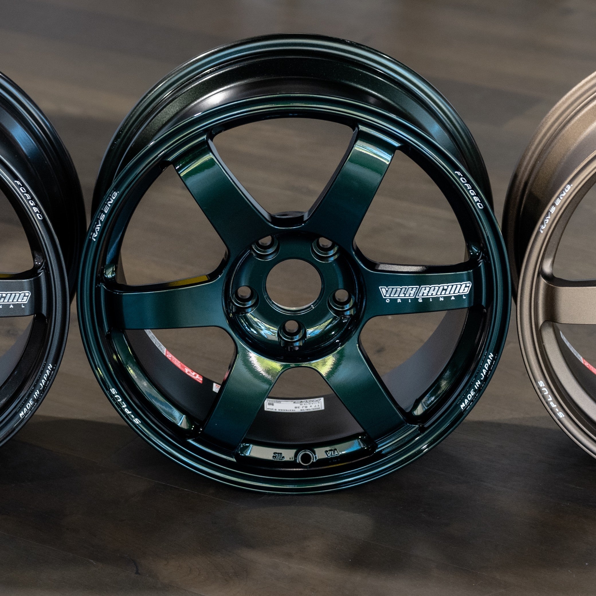 Volk Racing TE37 Saga S-Plus 17’’ - 17x8 +38 5x114.3 - F2