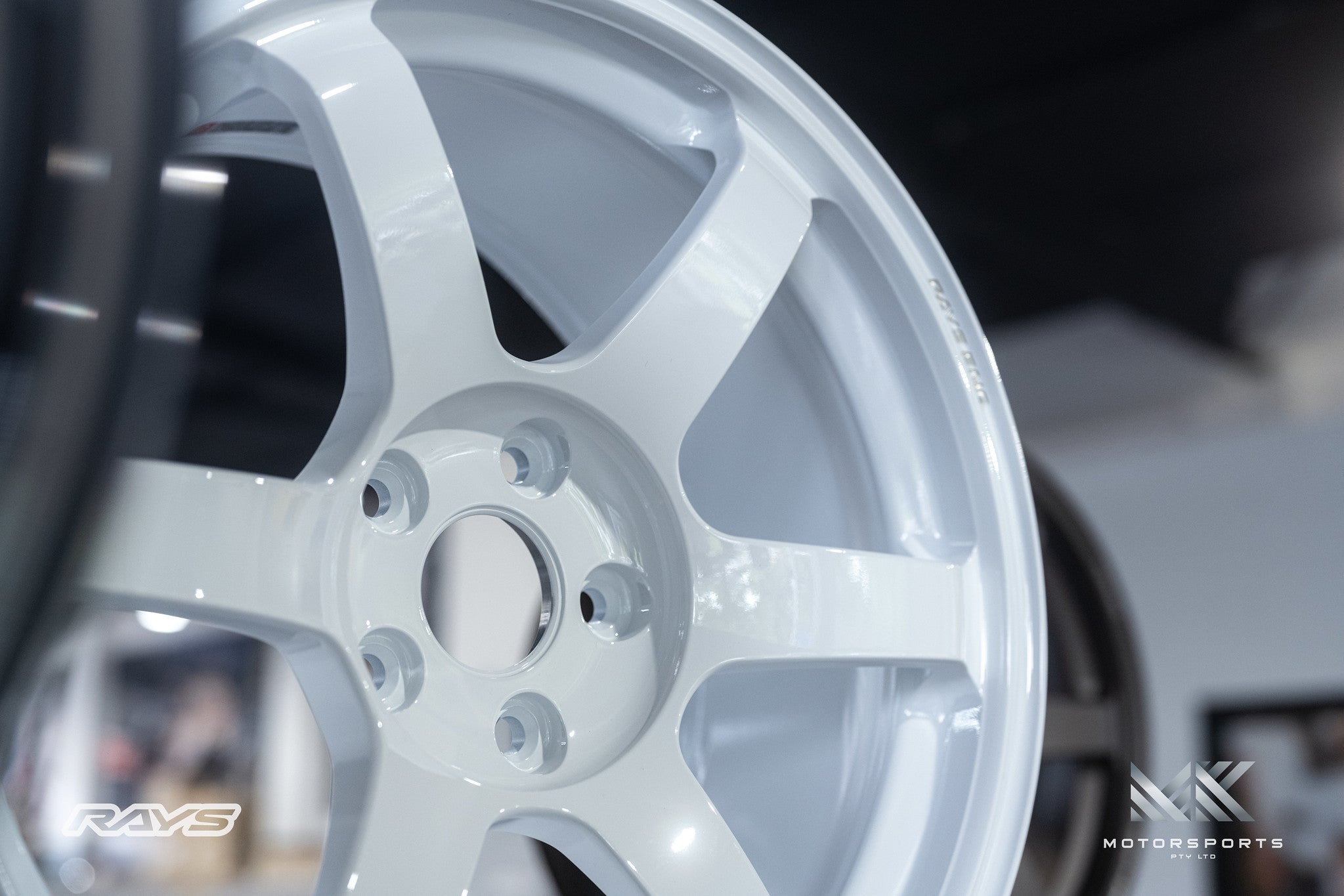 Volk Racing TE37 Saga SL 18’’ - 18x9 + 39 5x114.3 - Custom