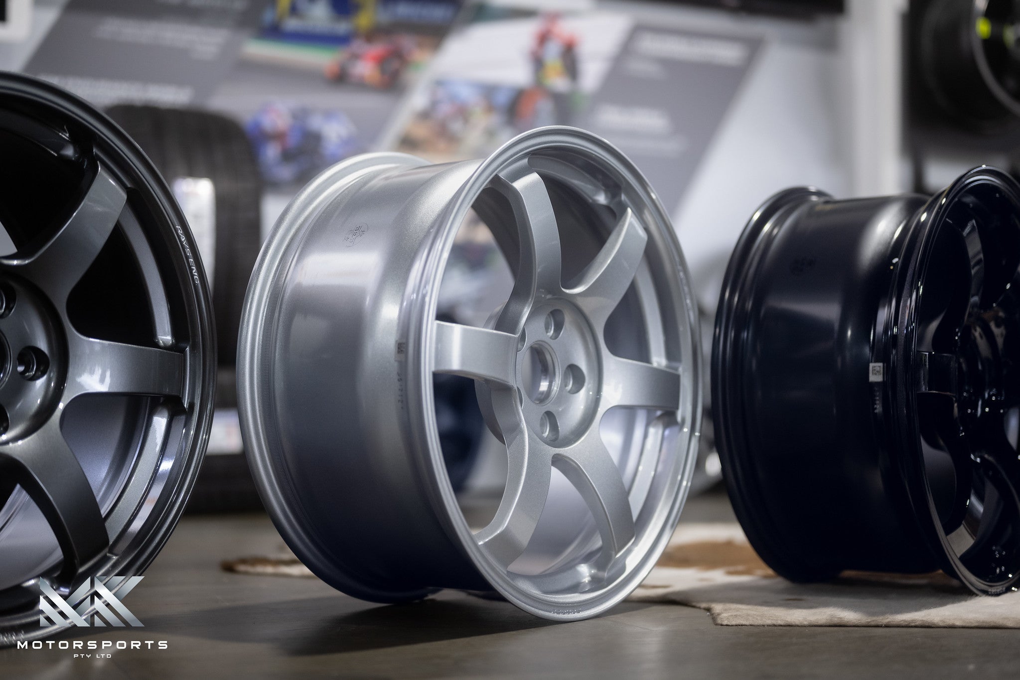 Volk Racing TE37 Saga SL - Obsolete Units - 18x9.5 + 39