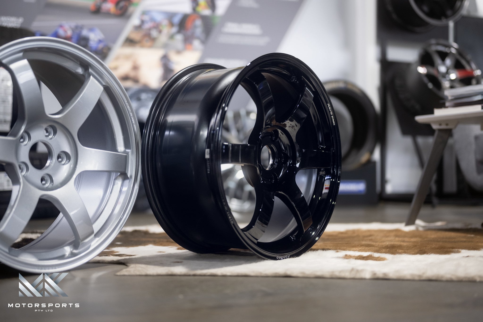 Volk Racing TE37 Saga SL - Obsolete Units - 18x9.5 + 39