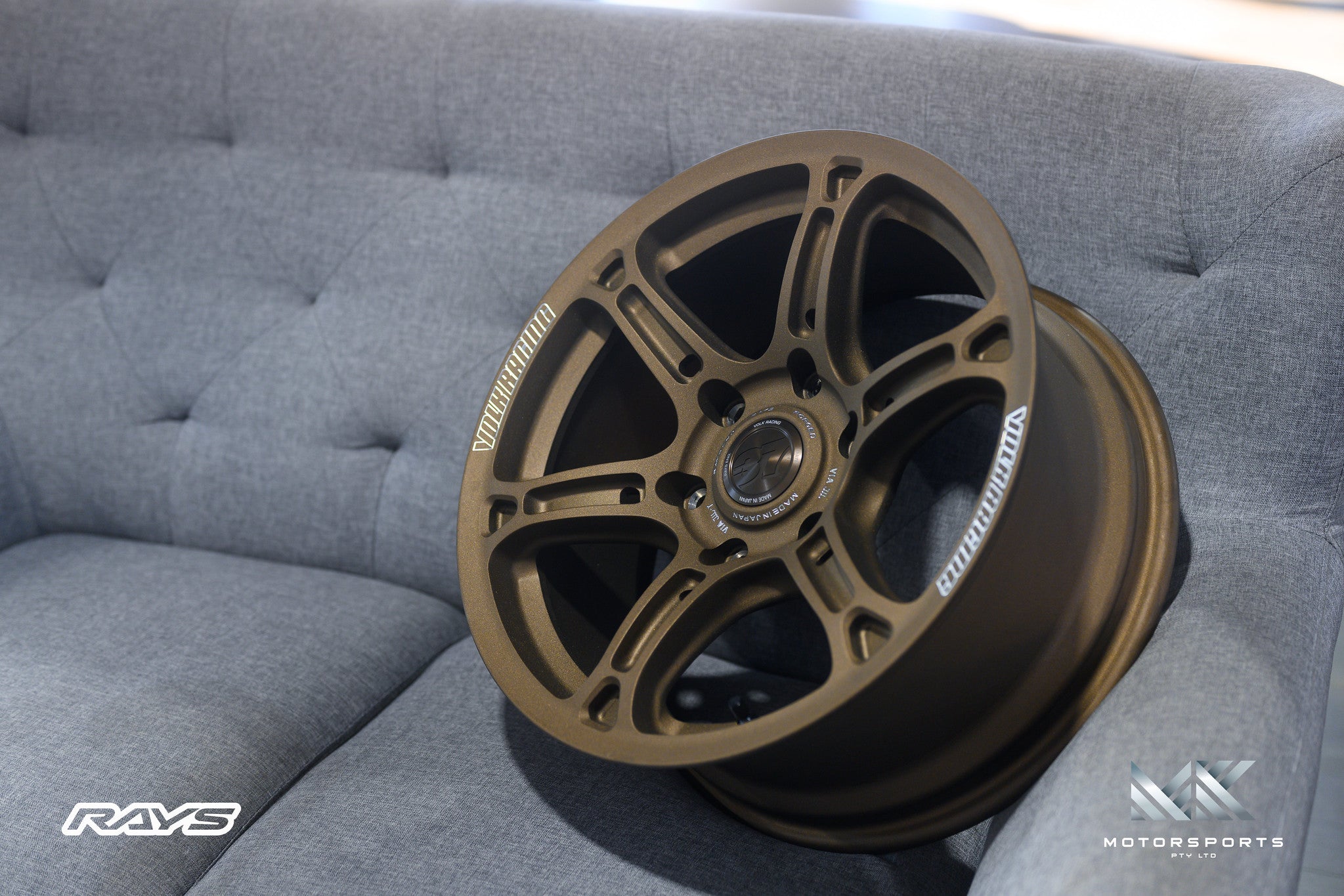 Volk Racing TE37XTR - 17x8 + 20 6x139.7 / Matte Gunbronze