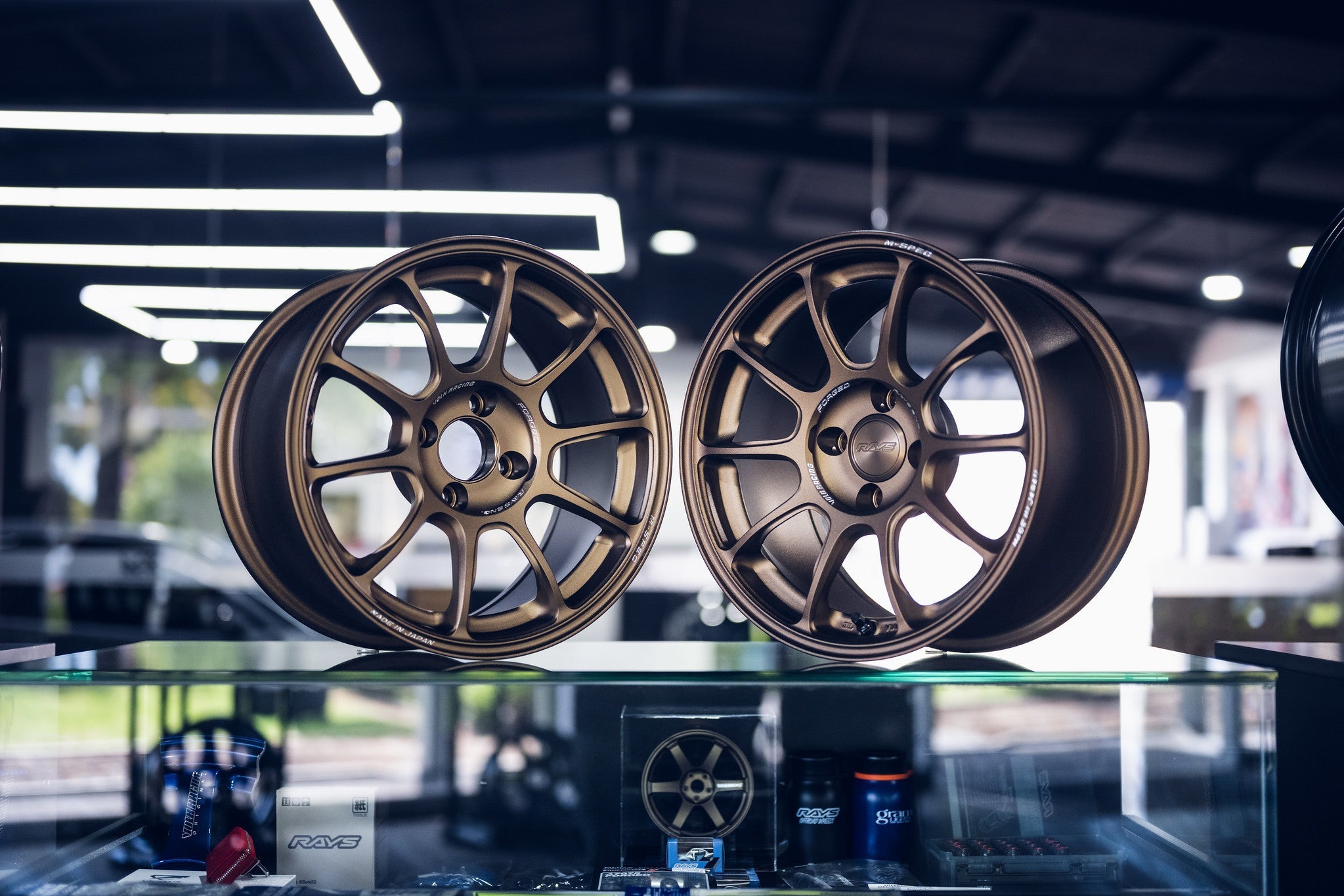 Volk Racing ZE40 15’’ - 15x5.5 +42 4x100 - F1 / Bronze (BR)