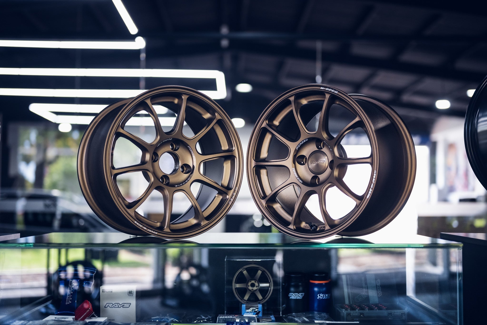 Volk Racing ZE40 15’’ - 15x5.5 +42 4x100 - F1 / Bronze (BR)